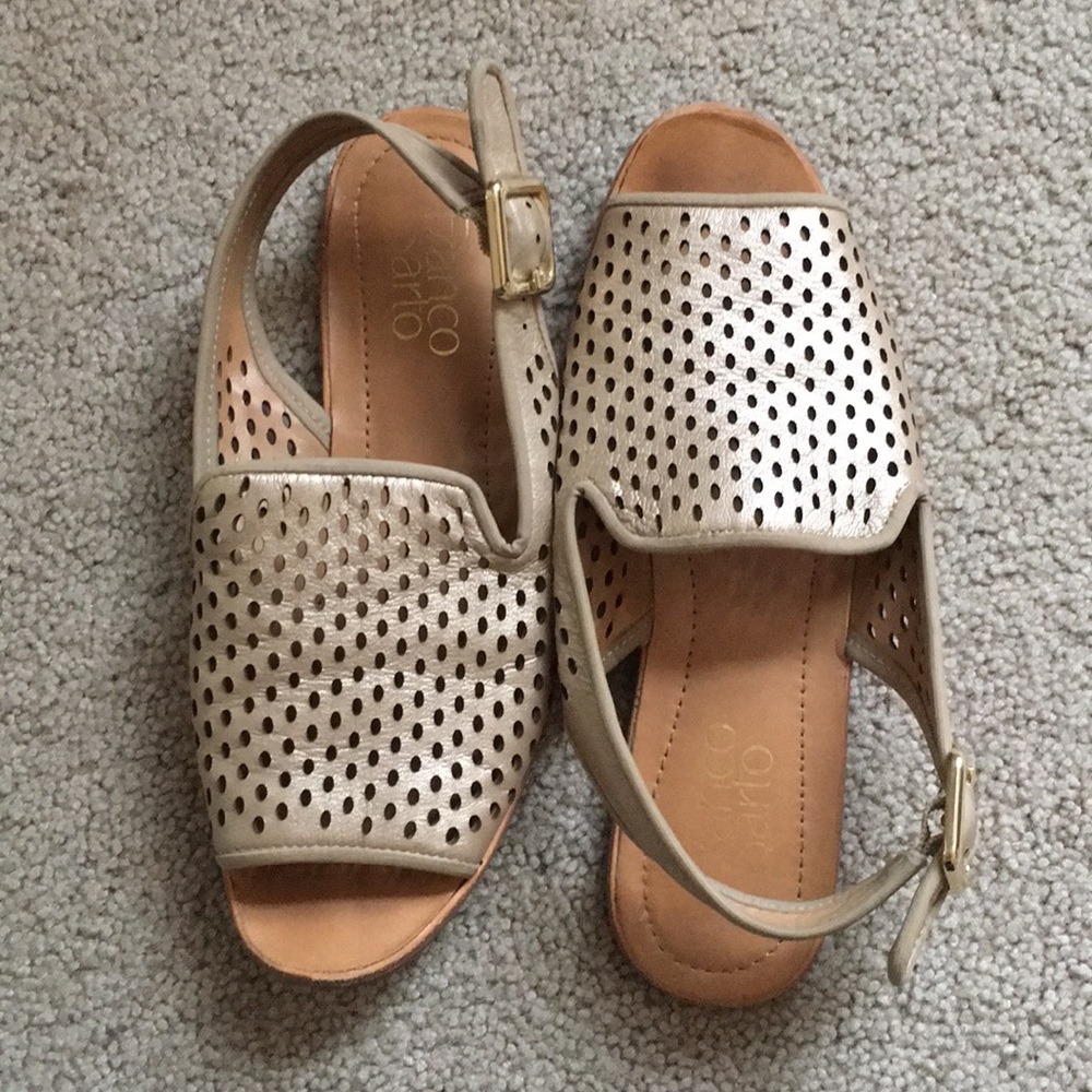 💛GOLD SANDALS💛